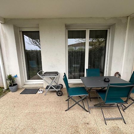 Appartement Avec Jardin A Rochefort Esterno foto