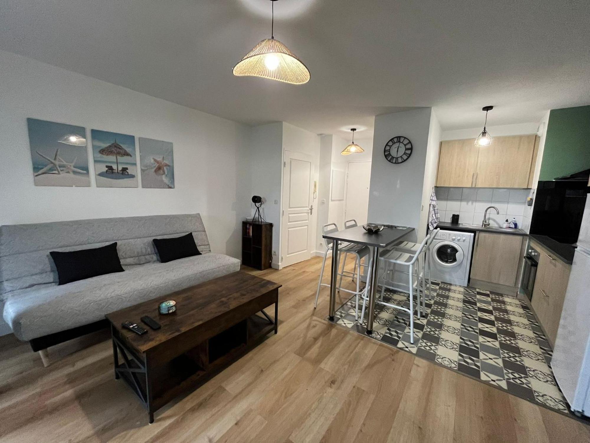 Appartement Avec Jardin A Rochefort Esterno foto