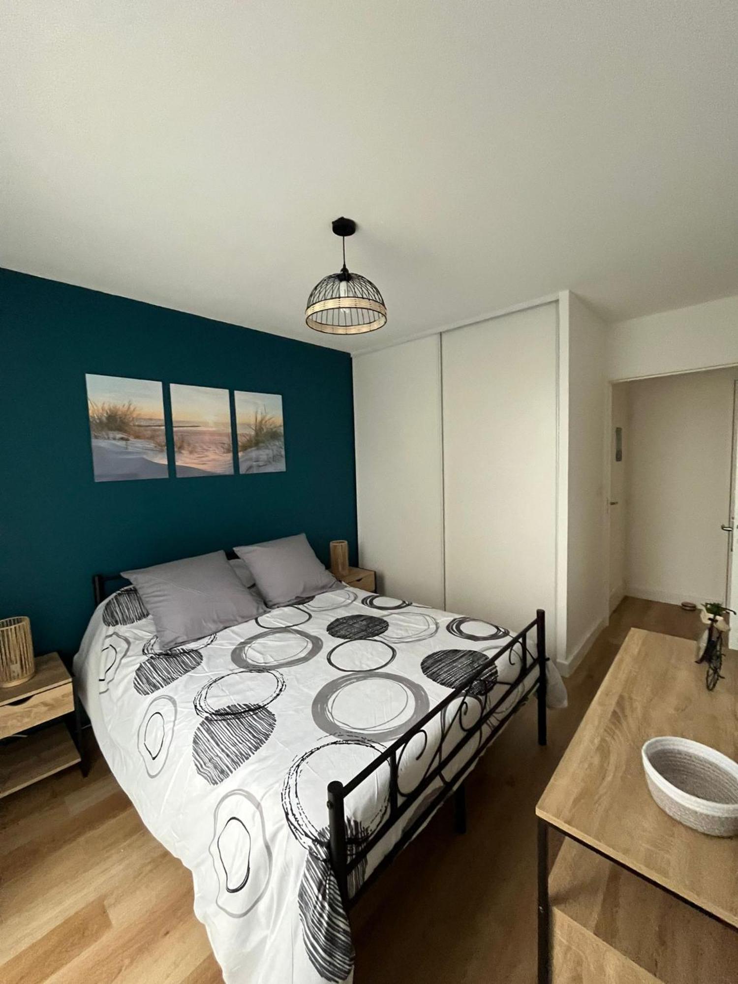 Appartement Avec Jardin A Rochefort Esterno foto